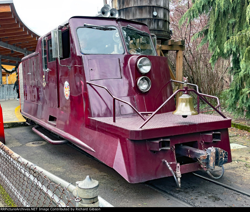 WP&Z Locomotive 5 'Oregon Express'